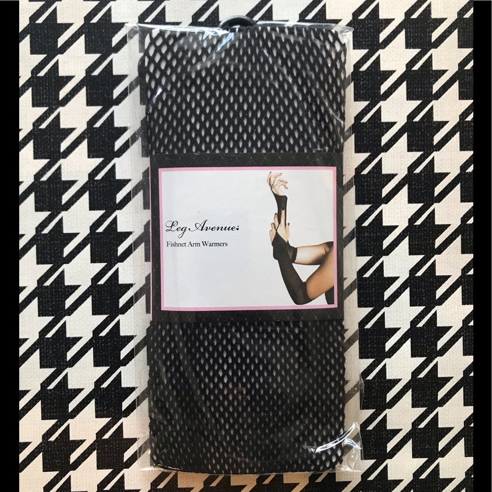 COPY - Fishnet Arm Warmers